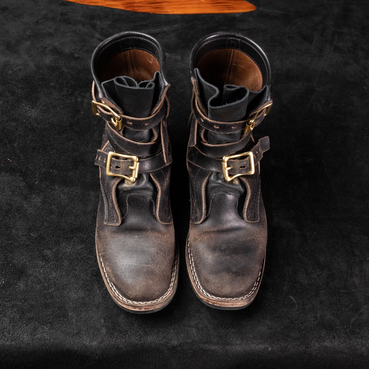 Photo by camwerten on March 5, 2024 of the Nicks Heritage TankerPro in Horween Black Waxed Flesh.