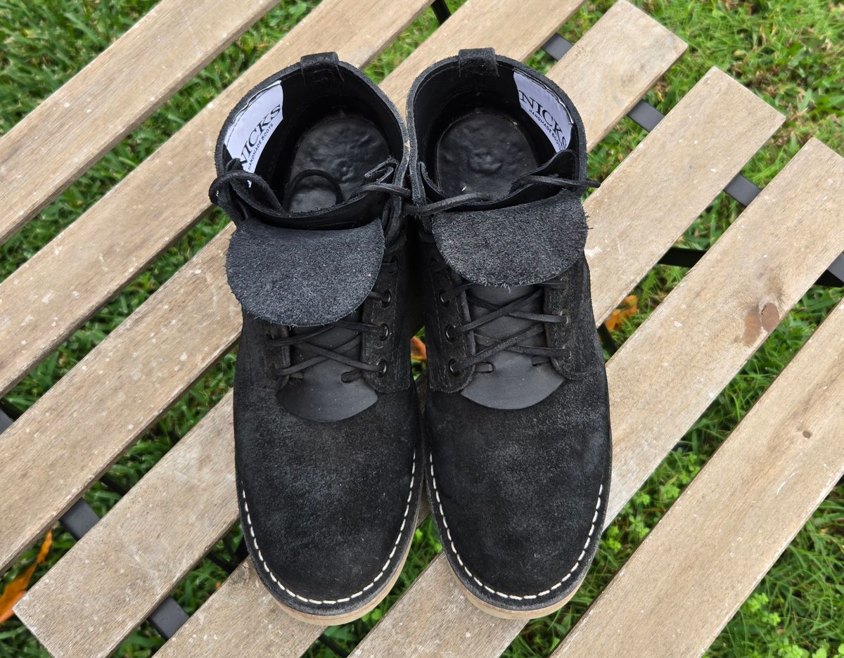 Photo by vestedmember on November 4, 2024 of the Nicks MH64 in Seidel MaxSupport Black Roughout.