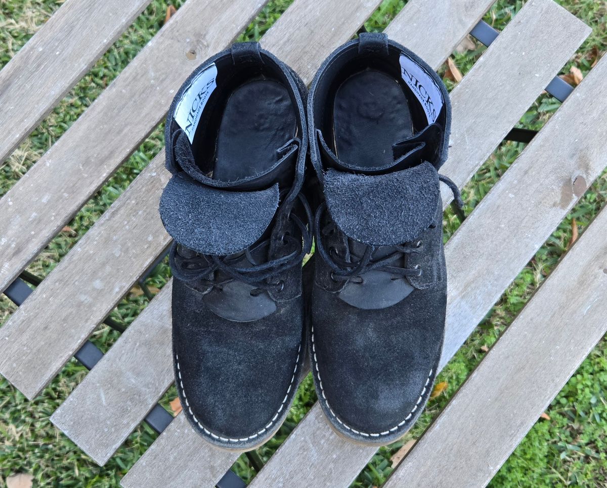 Photo by vestedmember on December 3, 2024 of the Nicks MH64 in Seidel MaxSupport Black Roughout.