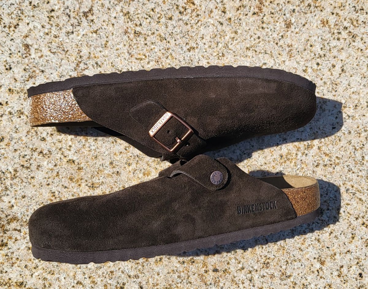 Photo by vestedmember on October 1, 2023 of the Birkenstock Boston in Mocha Suede.
