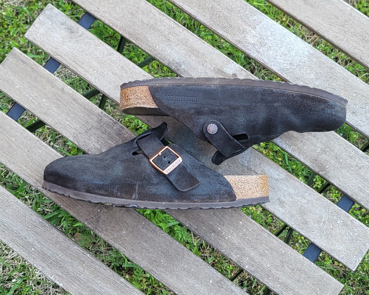 Photo by vestedmember on April 5, 2024 of the Birkenstock Boston in Mocha Suede.
