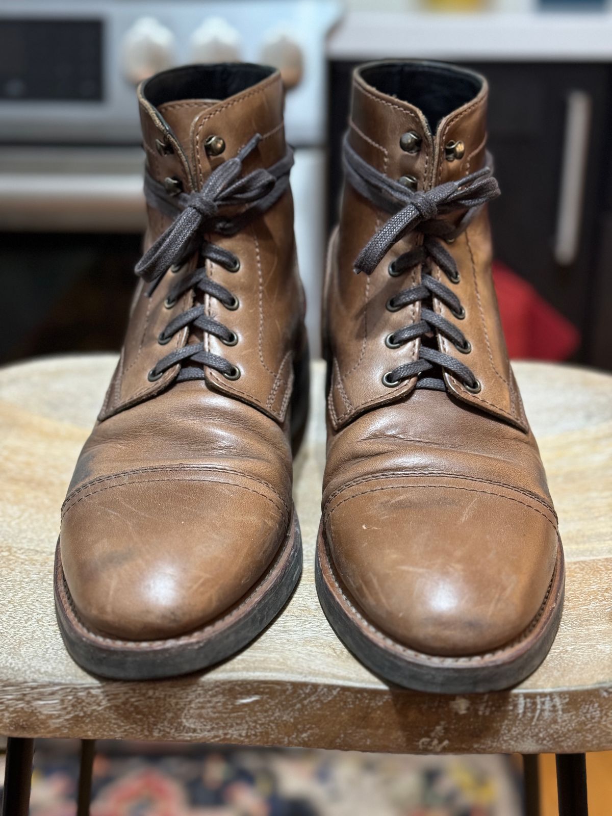Photo by jakefrank on January 6, 2024 of the Thursday Captain in Horween Natural Chromexcel.