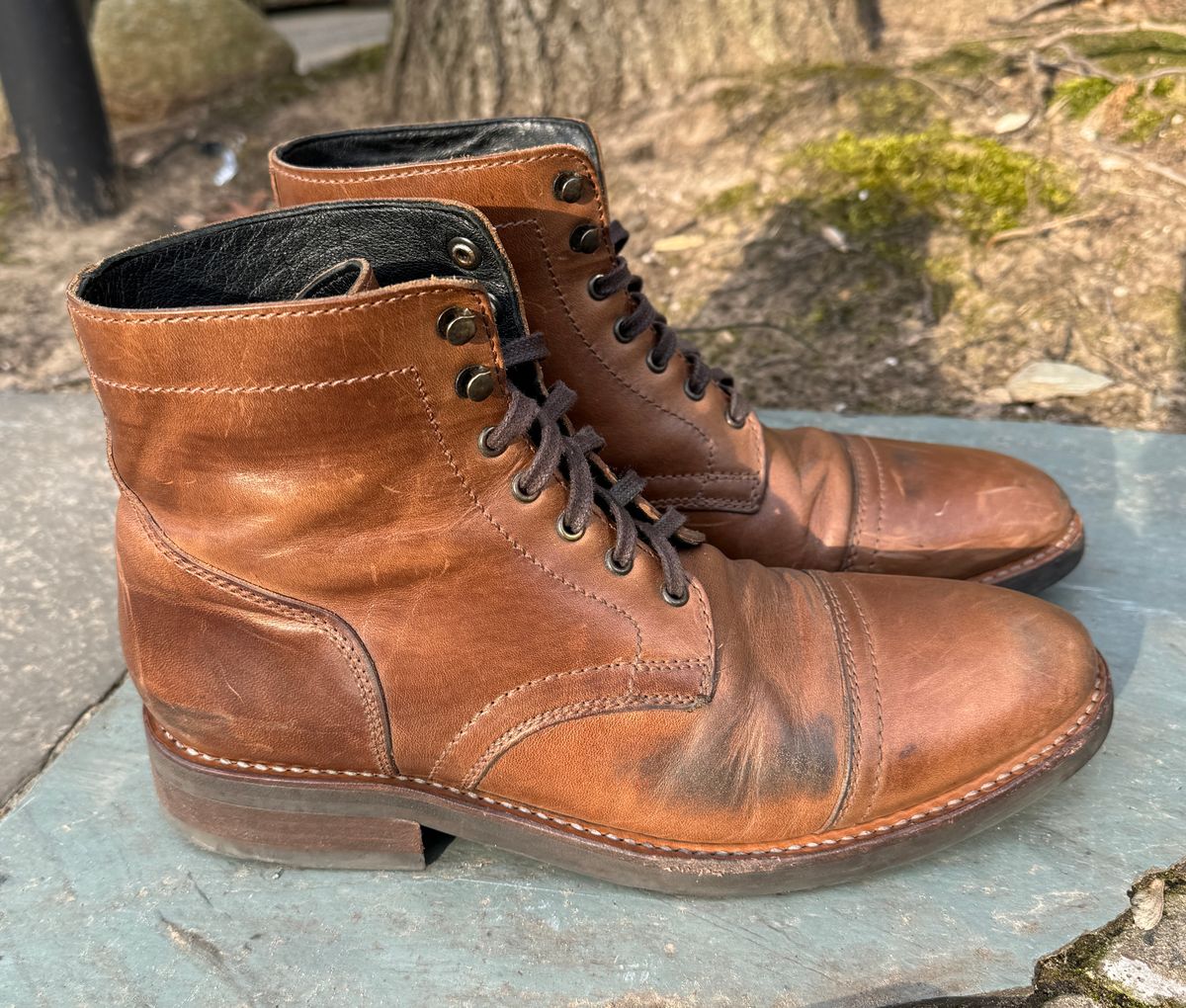 Photo by jakefrank on March 5, 2024 of the Thursday Captain in Horween Natural Chromexcel.