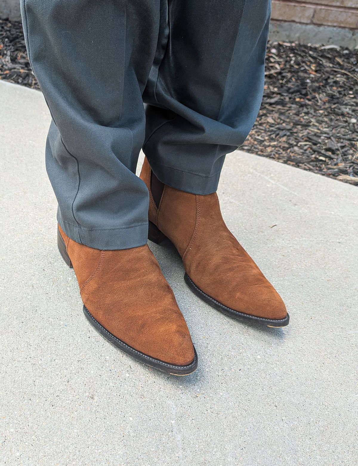 Photo by prospect_joe on July 18, 2025 of the The Last Shoemaker Cigar Time in Tan Suede.