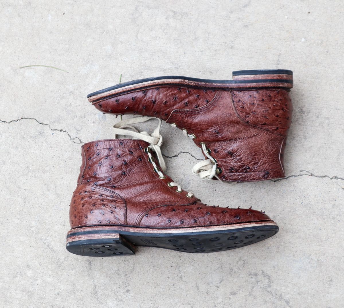 Photo by prospect_joe on February 1, 2024 of the Grant Stone Diesel Boot in Kango Tobacco Ostrich.