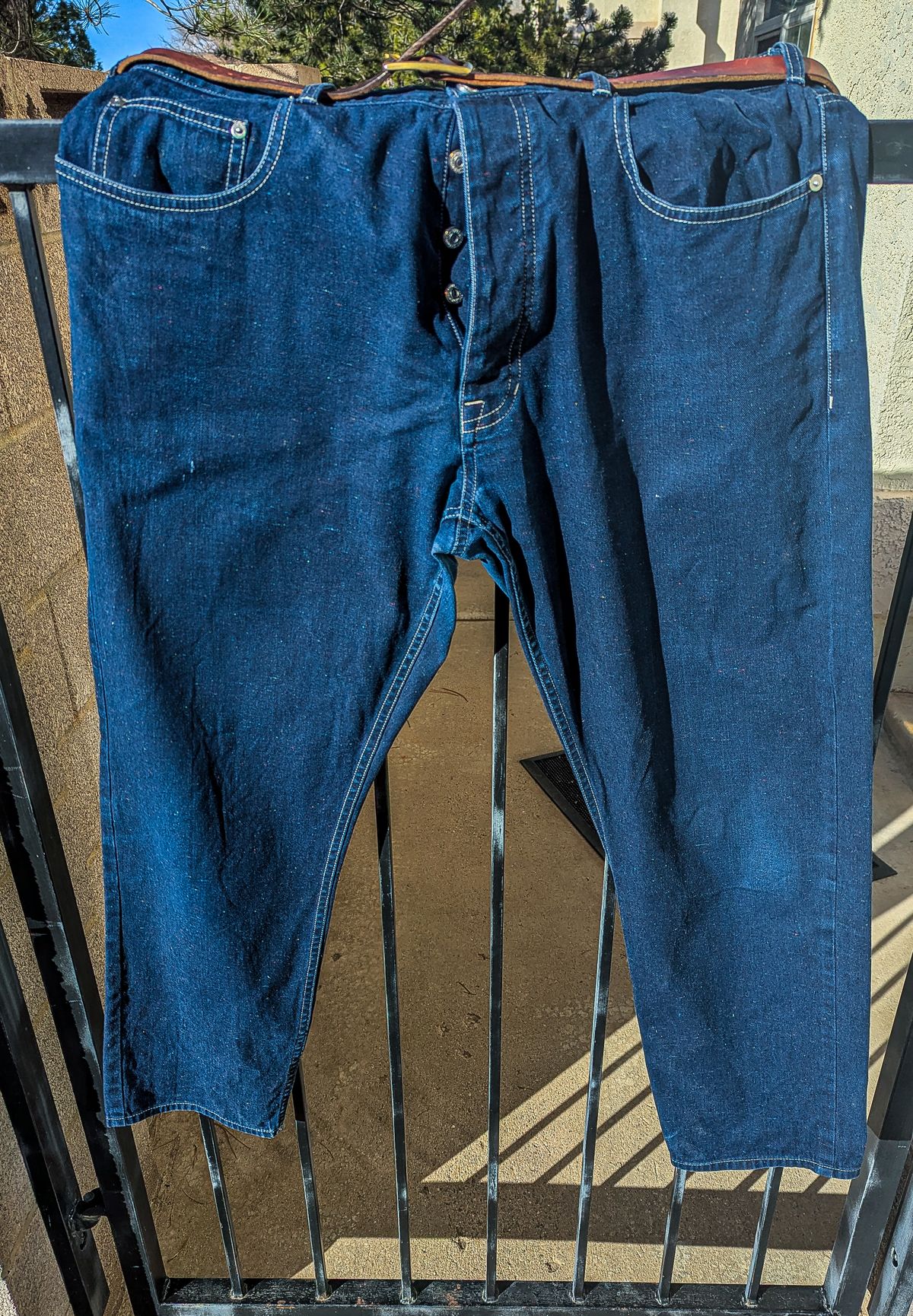 Photo by prospect_joe on March 23, 2025 of the Luxire Navy Multicolor Speckled Jeans in 14.5 Oz.