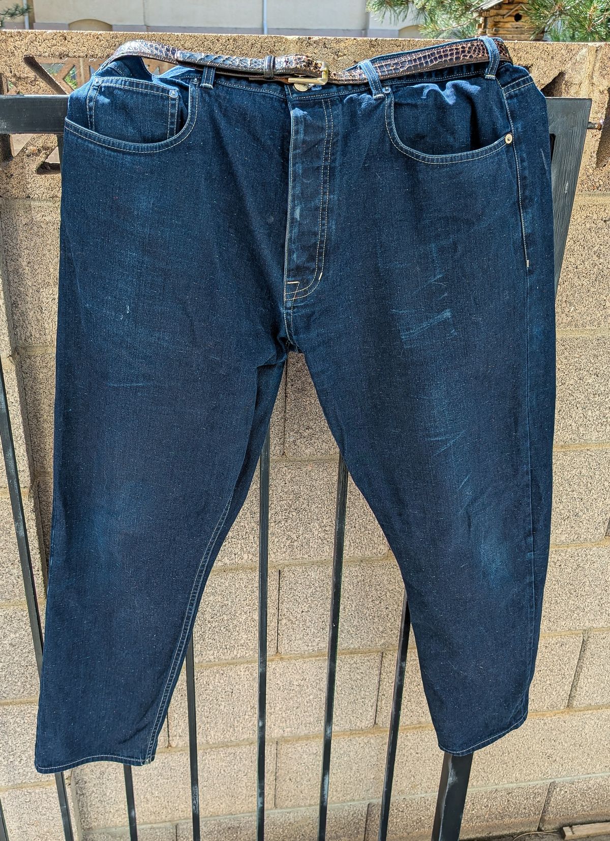 Photo by prospect_joe on July 6, 2025 of the Luxire Navy Multicolor Speckled Jeans in 14.5 Oz.
