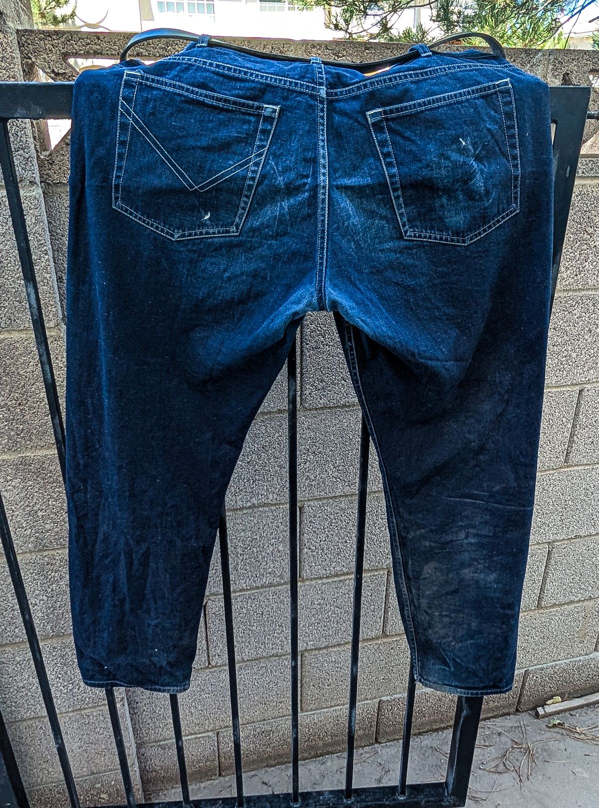 Photo by prospect_joe on August 11, 2025 of the Luxire Navy Multicolor Speckled Jeans in 14.5 Oz.