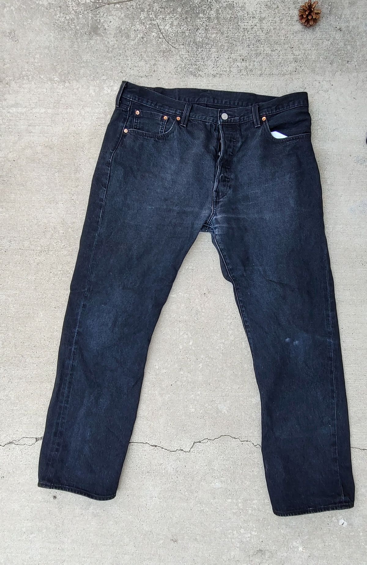 Photo by prospect_joe on May 7, 2024 of the Levi's 501 in Unknown Material.