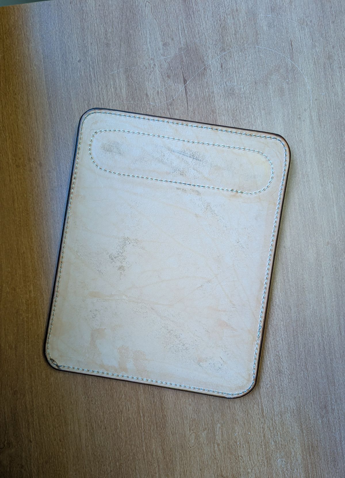 Photo by prospect_joe on February 1, 2026 of the Timber N Tan Padded Mouse Pad in Unknown Leather.