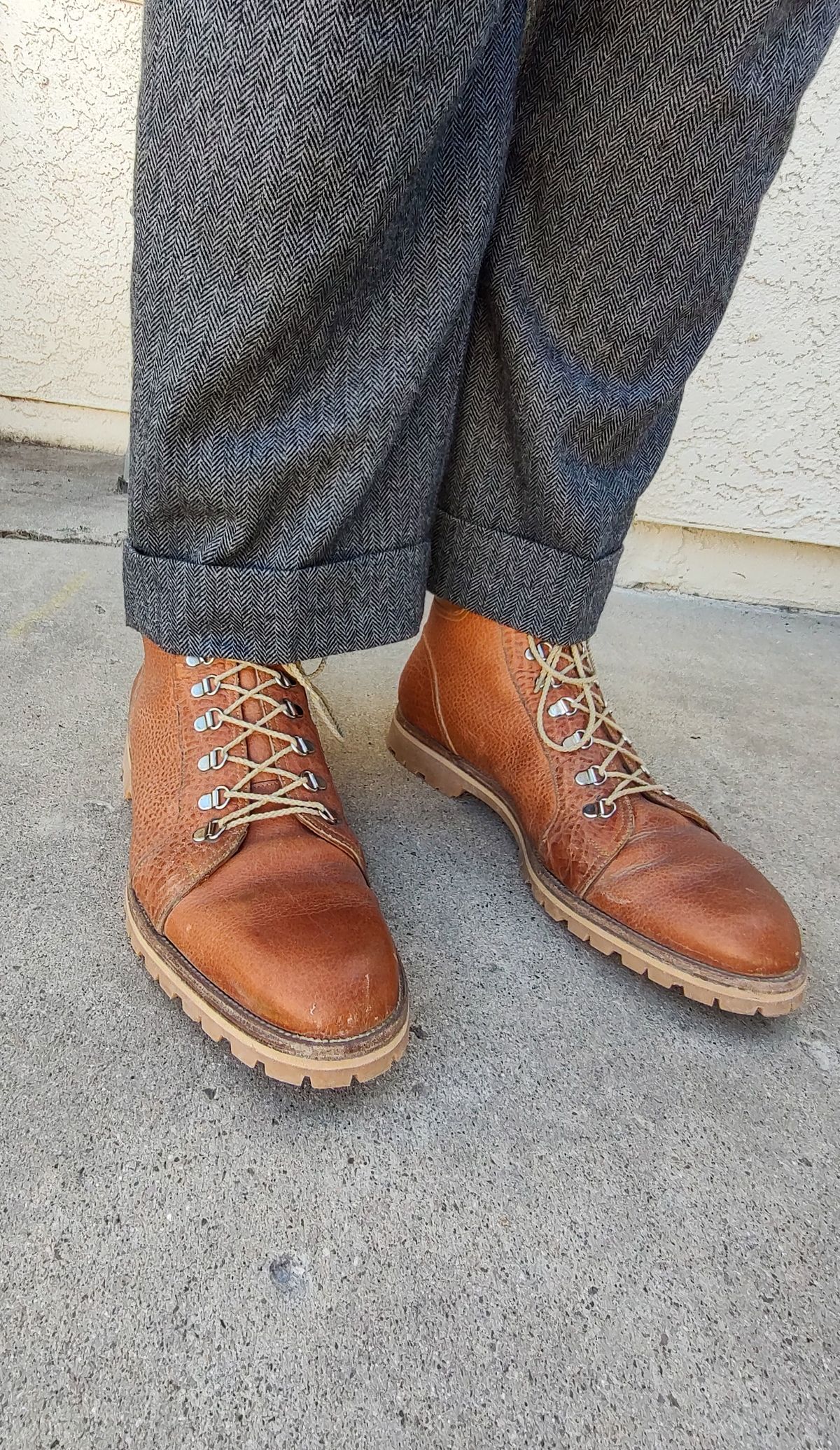 Photo by prospect_joe on May 21, 2024 of the Enzo Bonafe 3853 in Horween Natural Bison.