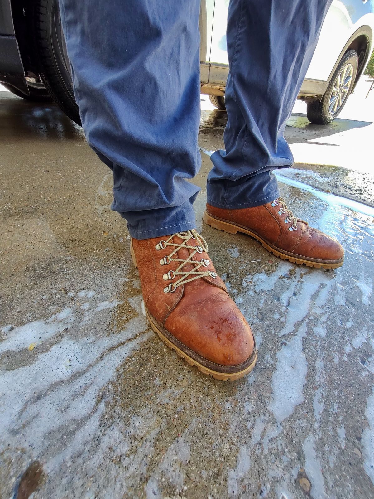 Photo by prospect_joe on June 12, 2024 of the Enzo Bonafe 3853 in Horween Natural Bison.