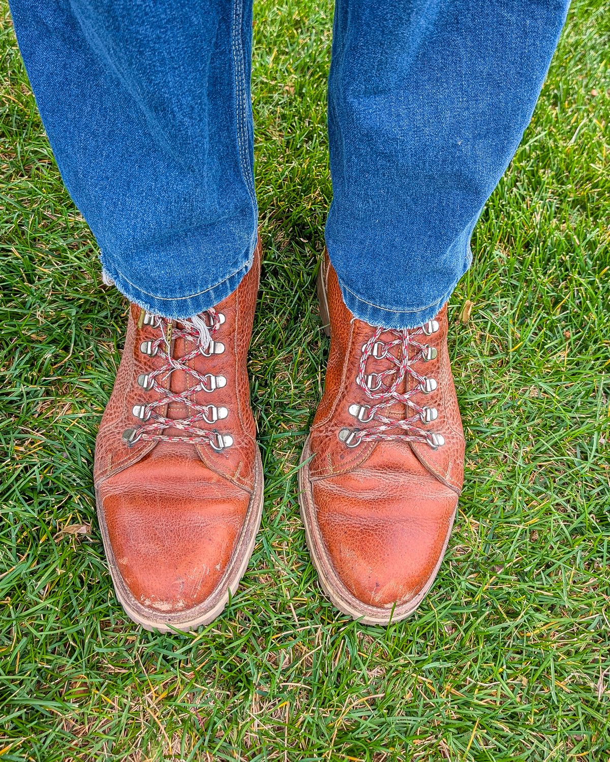 Photo by prospect_joe on May 25, 2026 of the Enzo Bonafe 3853 in Horween Natural Bison.