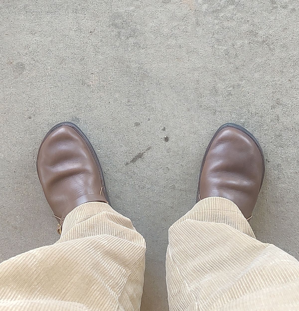 Photo by prospect_joe on August 4, 2024 of the Aurora Shoe Co. Middle English in Horween Olive Chromexcel.