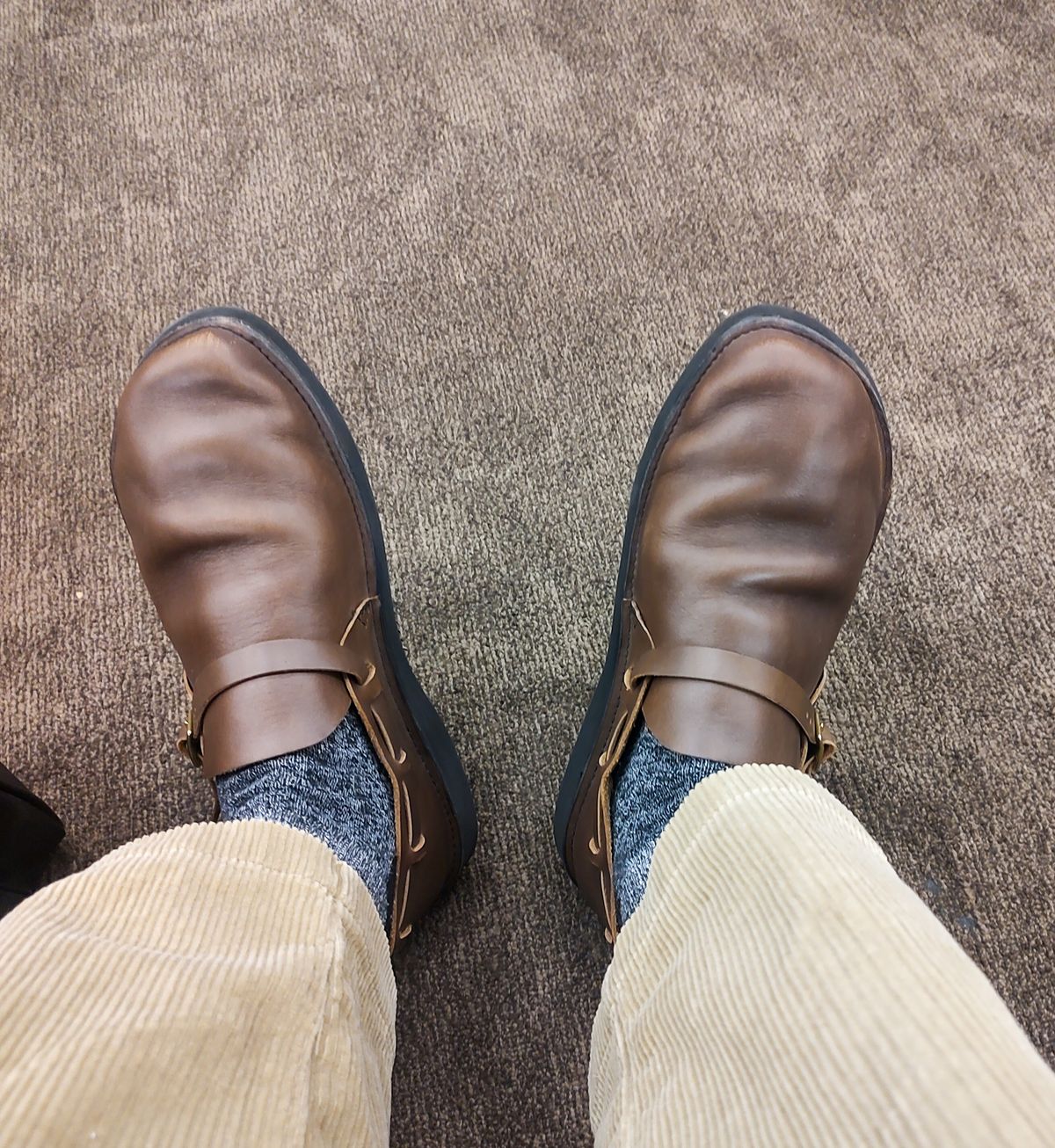 Photo by prospect_joe on August 8, 2024 of the Aurora Shoe Co. Middle English in Horween Olive Chromexcel.