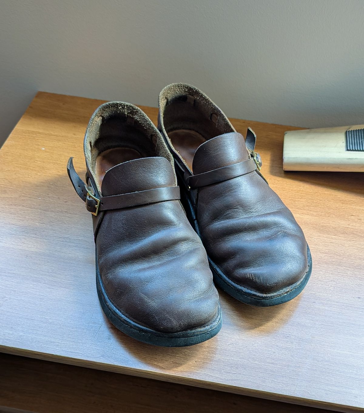 Photo by prospect_joe on July 5, 2025 of the Aurora Shoe Co. Middle English in Horween Olive Chromexcel.