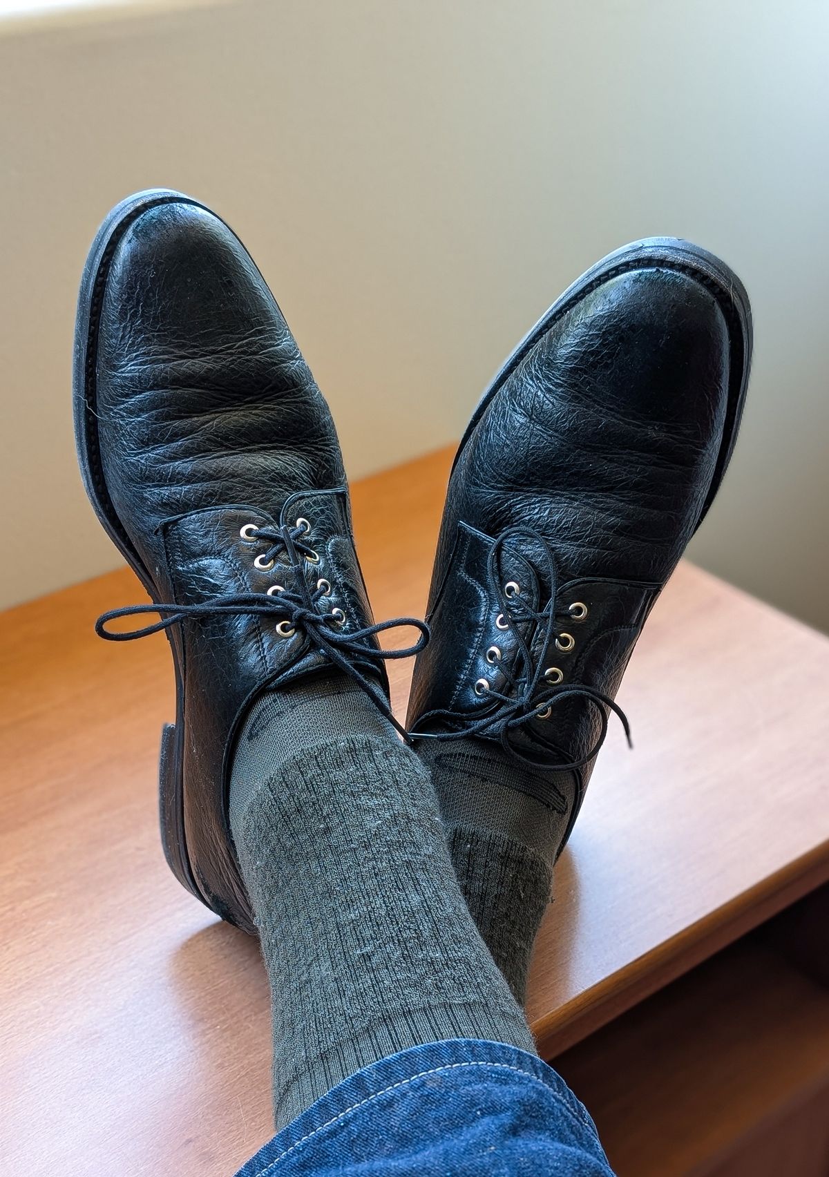 Photo by prospect_joe on June 27, 2025 of the Gravati Plain Toe Blucher in Black Peccary.