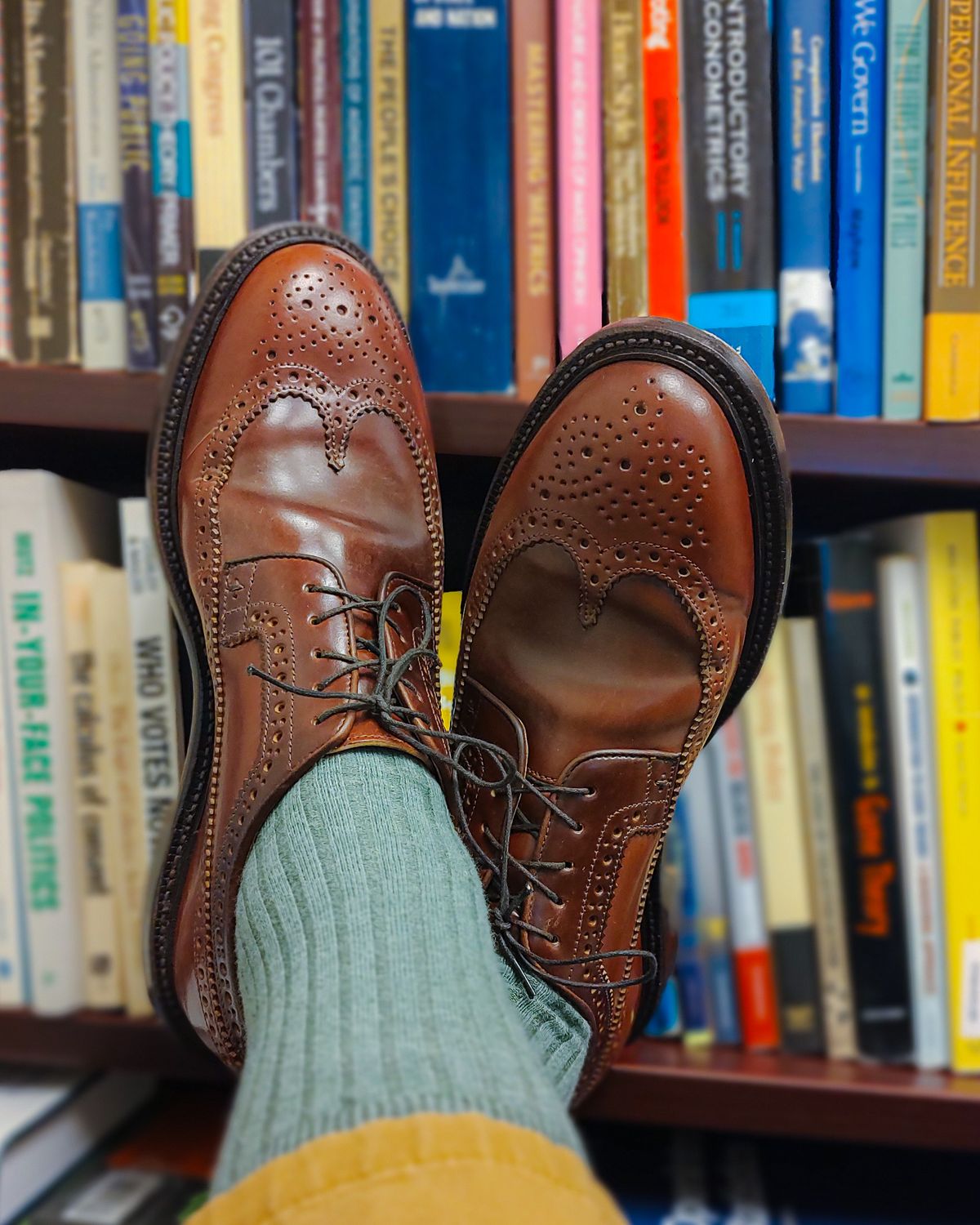 Photo by prospect_joe on August 25, 2023 of the Grant Stone Longwing in Horween Garnet Shell Cordovan.