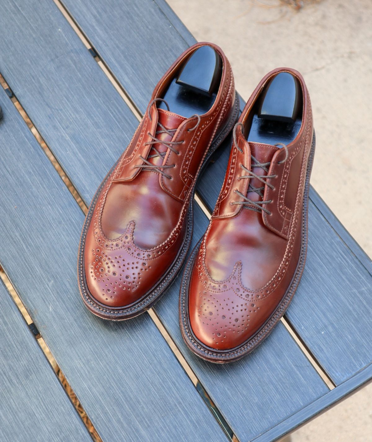 Photo by prospect_joe on July 4, 2024 of the Grant Stone Longwing in Horween Garnet Shell Cordovan.