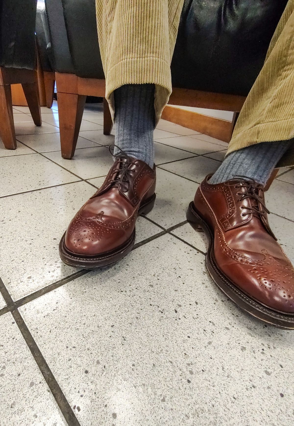 Photo by prospect_joe on July 5, 2024 of the Grant Stone Longwing in Horween Garnet Shell Cordovan.