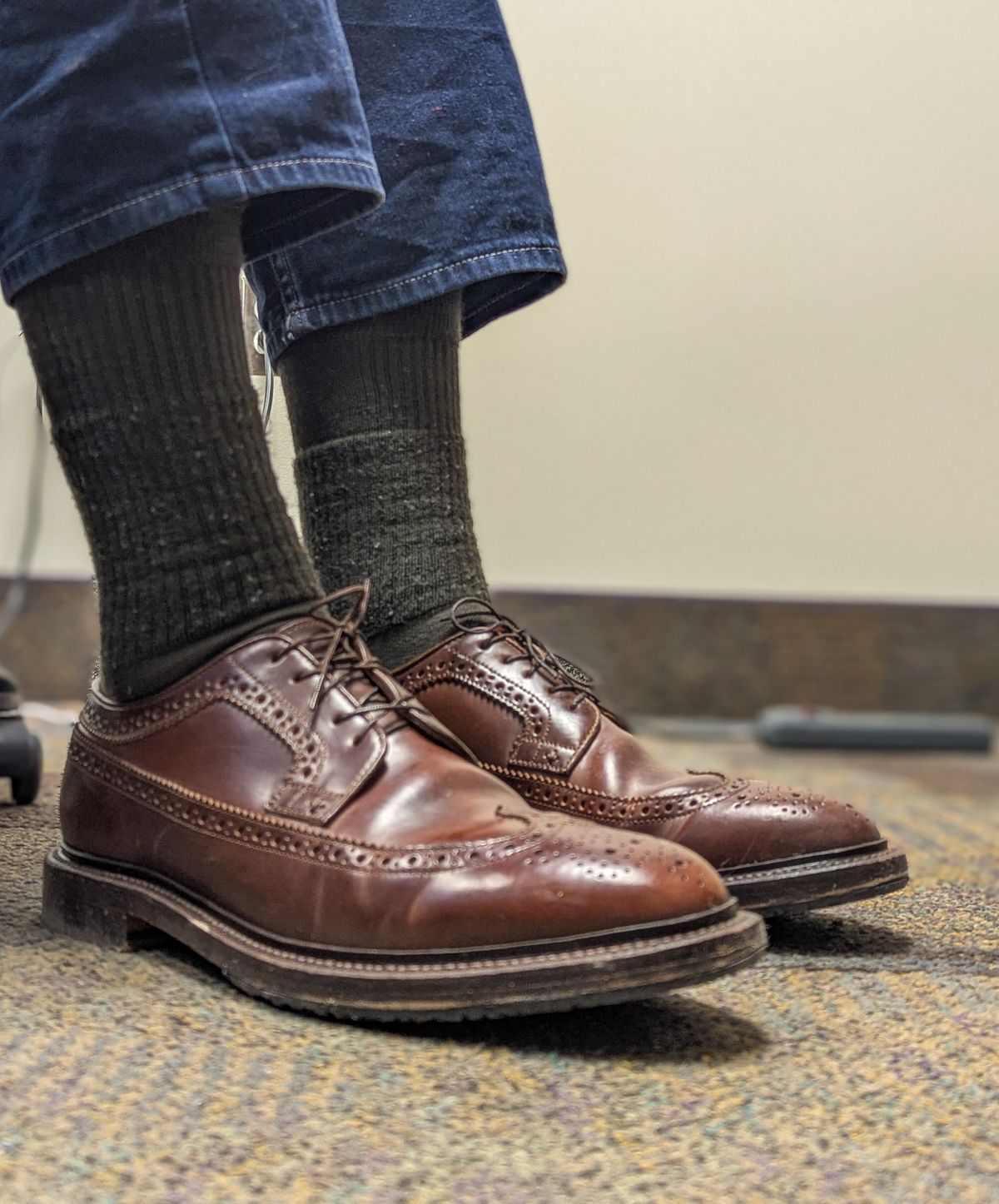 Photo by prospect_joe on March 10, 2025 of the Grant Stone Longwing in Horween Garnet Shell Cordovan.
