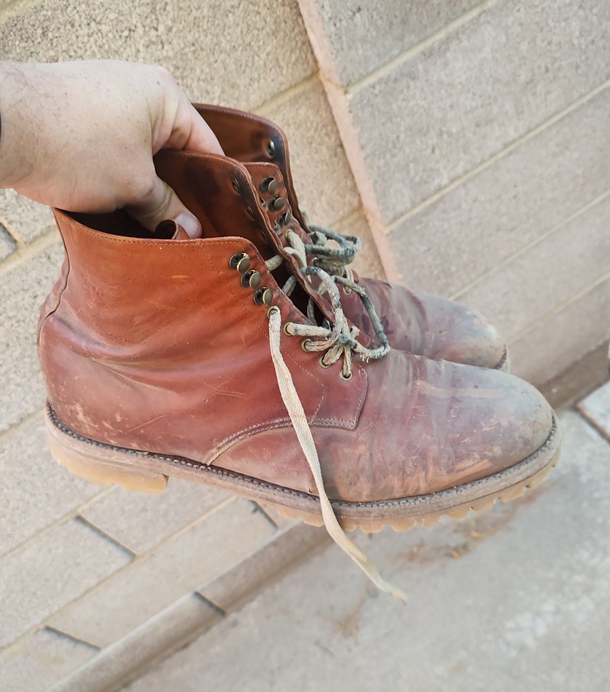 Photo by prospect_joe on August 30, 2024 of the Grant Stone Edward Boot in Incas Rust Kangaroo.