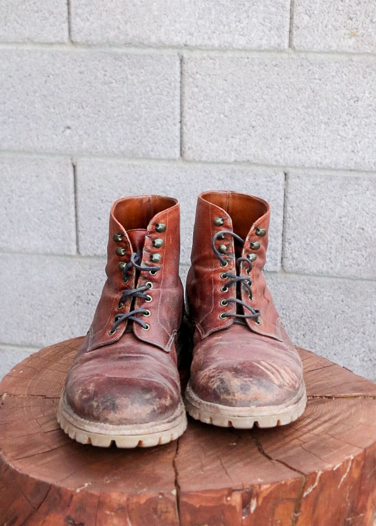 Photo by prospect_joe on September 20, 2024 of the Grant Stone Edward Boot in Incas Rust Kangaroo.