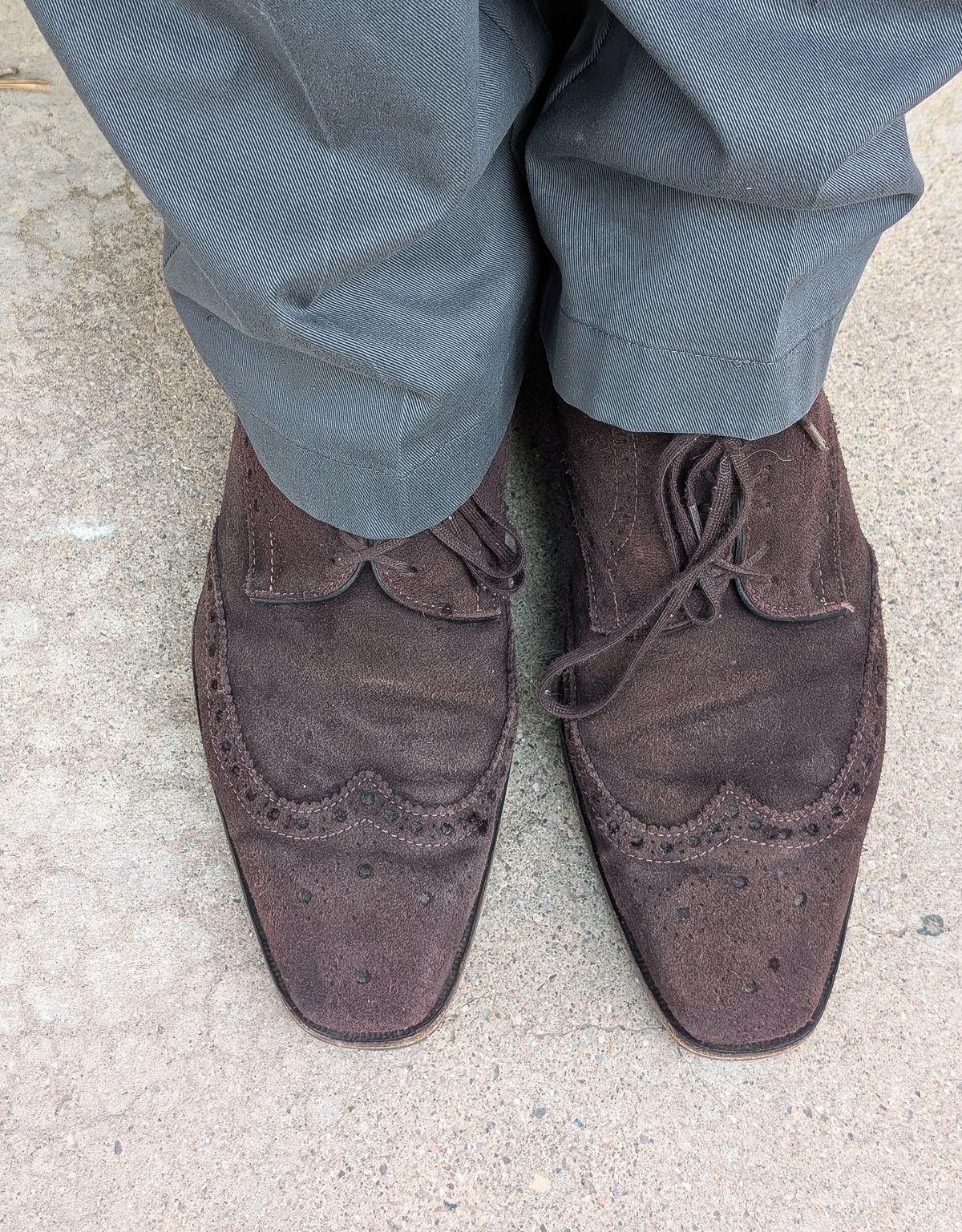 Photo by prospect_joe on July 2, 2025 of the The Last Shoemaker Boston in Brown Suede.