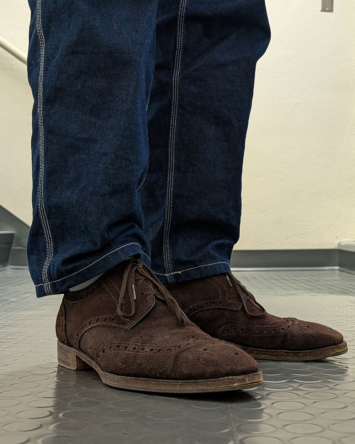 Photo by prospect_joe on September 25, 2025 of the The Last Shoemaker Boston in Brown Suede.