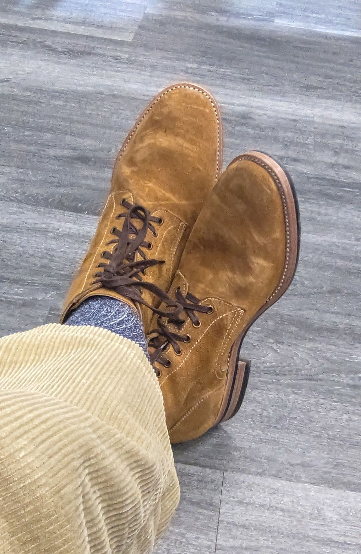 Photo by prospect_joe on November 7, 2024 of the Kiattoko Handmade Boondockers in Horween Wheat Chamois Roughout.