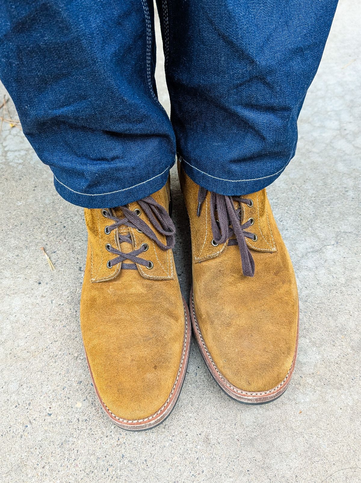 Photo by prospect_joe on September 2, 2025 of the Kiattoko Handmade Boondockers in Horween Wheat Chamois Roughout.