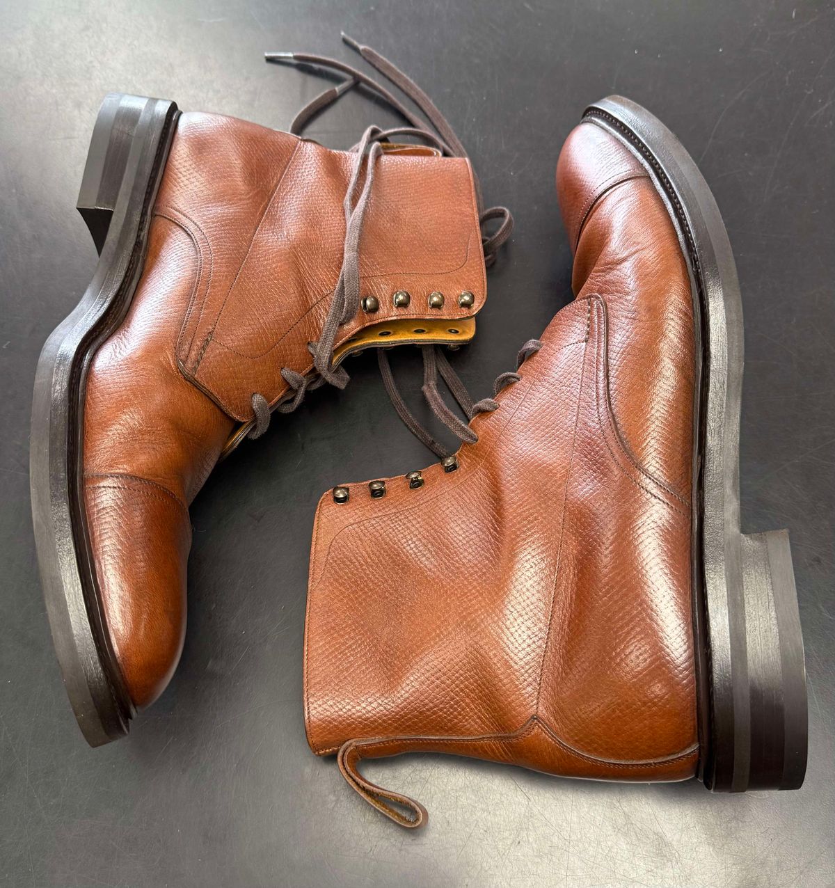 Photo by prospect_joe on June 19, 2025 of the Gaziano & Girling X Alfred Dunhill Alfred in Tanneries Haas Burgandy Leather.