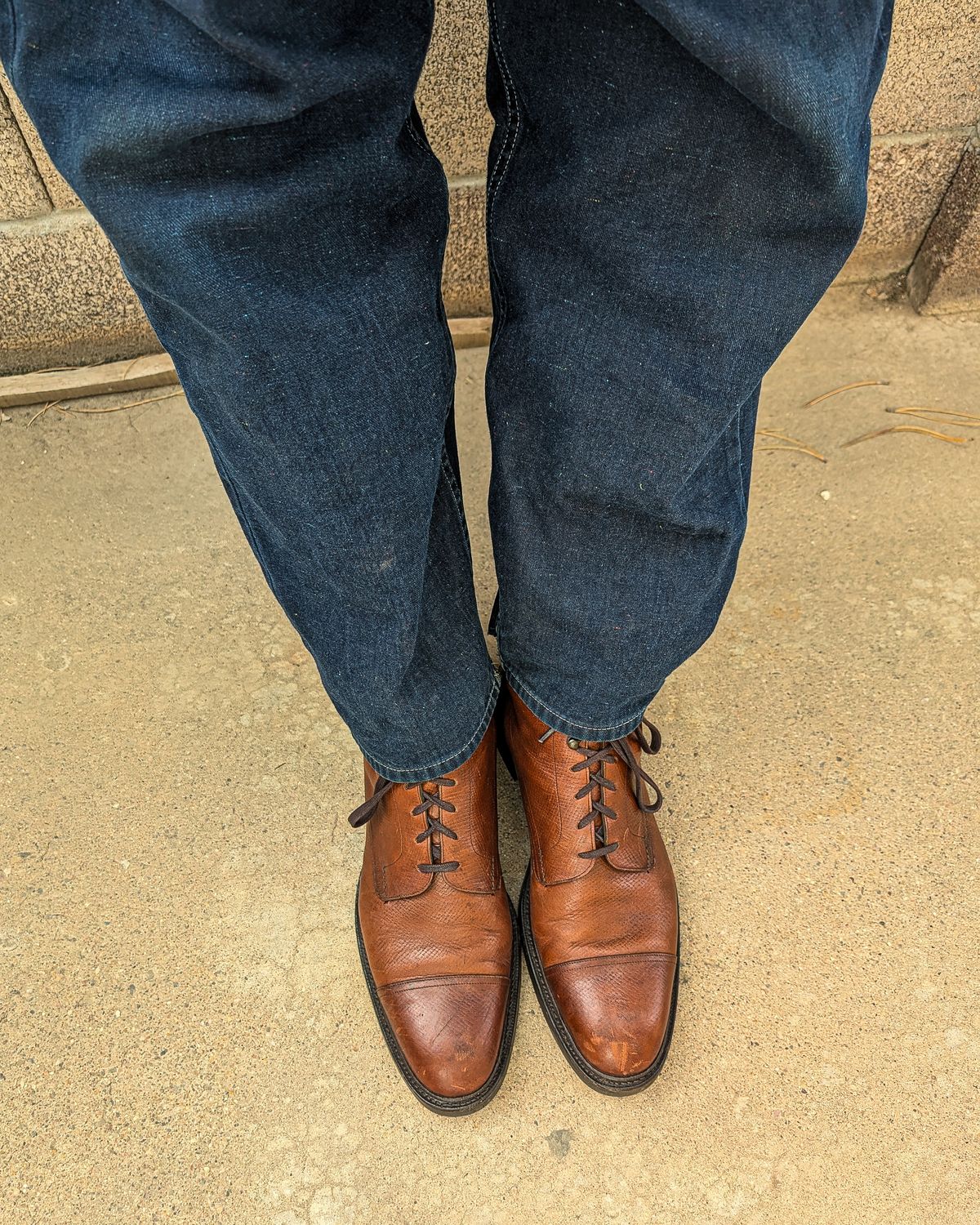 Photo by prospect_joe on July 25, 2025 of the Gaziano & Girling X Alfred Dunhill Alfred in Tanneries Haas Burgandy Leather.