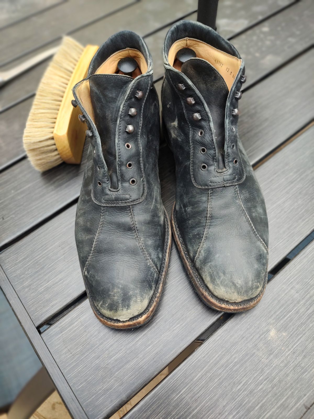 Photo by prospect_joe on August 9, 2023 of the Gravati Alpine Boots in Black Calf.