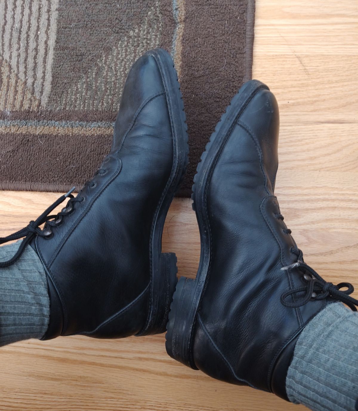 Photo by prospect_joe on August 7, 2023 of the Gravati Alpine Boots in Black Calf.
