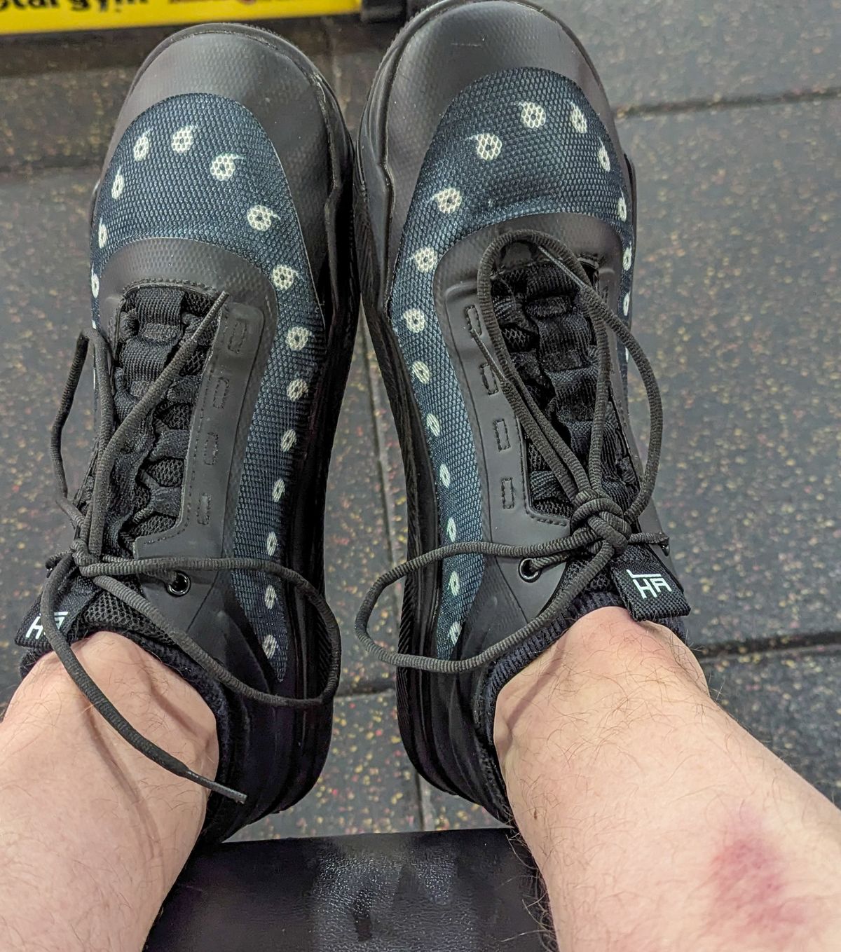 Photo by prospect_joe on April 8, 2025 of the 1Hund Barefoot Trainer in Unkown Material.