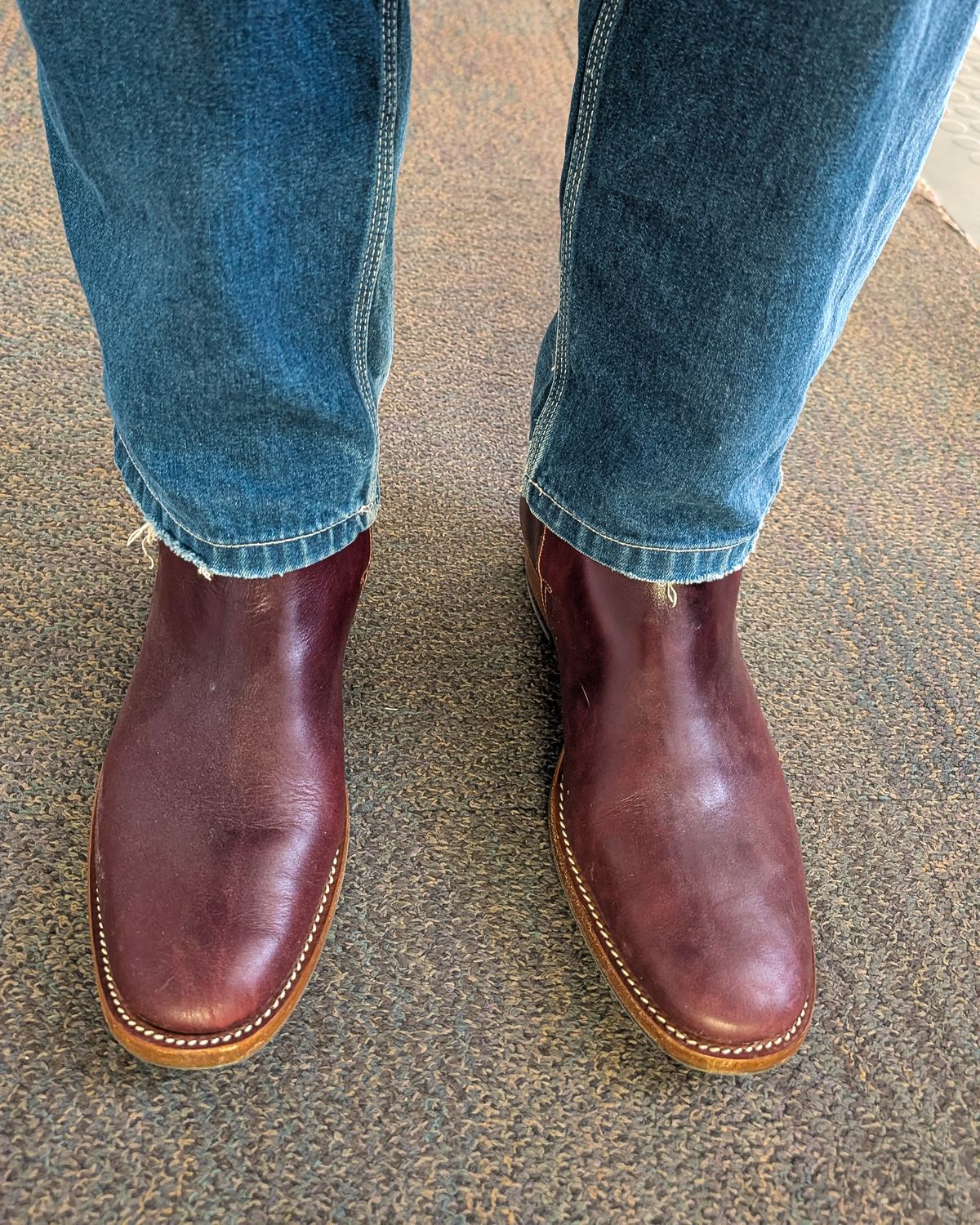 Photo by prospect_joe on May 1, 2026 of the Kiatokko Handmade Jodhpur in Wickett & Craig Burgundy Milled Traditional Harness.