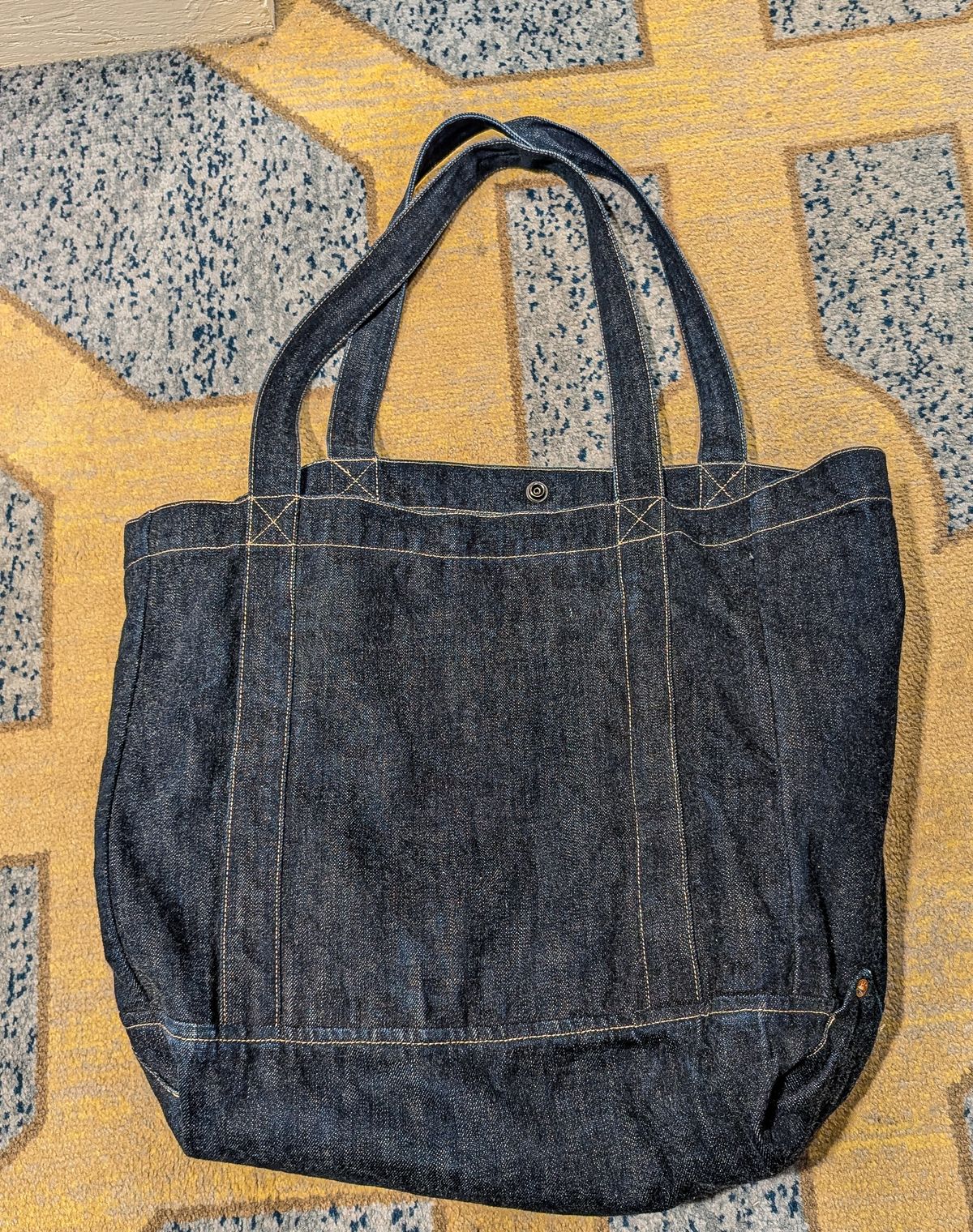 Photo by prospect_joe on January 15, 2026 of the Red Tornado Tote Bag in Unknown Material.