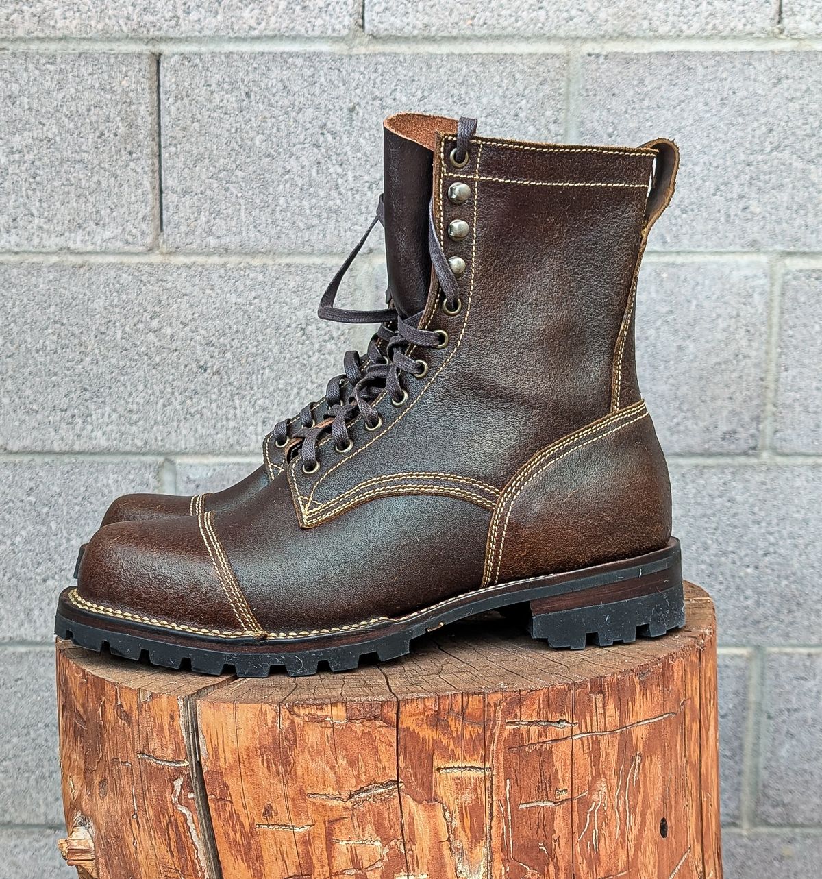 Photo by prospect_joe on September 29, 2025 of the Willie's Handmade Boots Logger in Horween Chromexcel Brown Waxed Flesh.