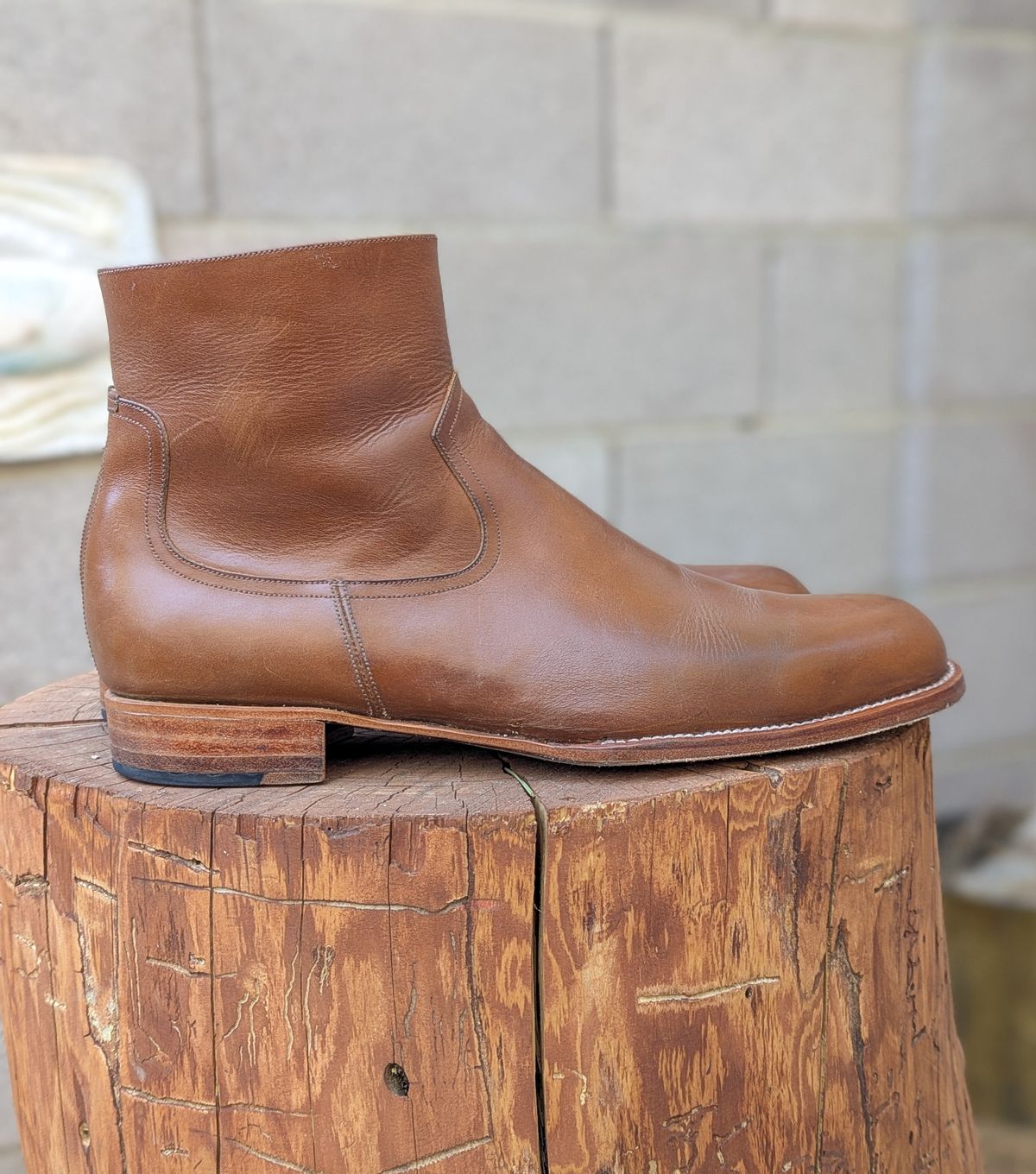 Photo by prospect_joe on March 2, 2025 of the Sapatero Side Zip in Philippine Dark Mustard Calf.