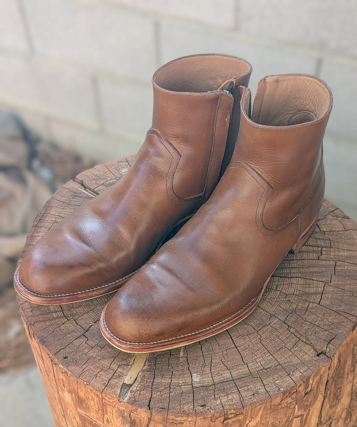 Photo by prospect_joe on March 21, 2025 of the Sapatero Side Zip in Philippine Dark Mustard Calf.