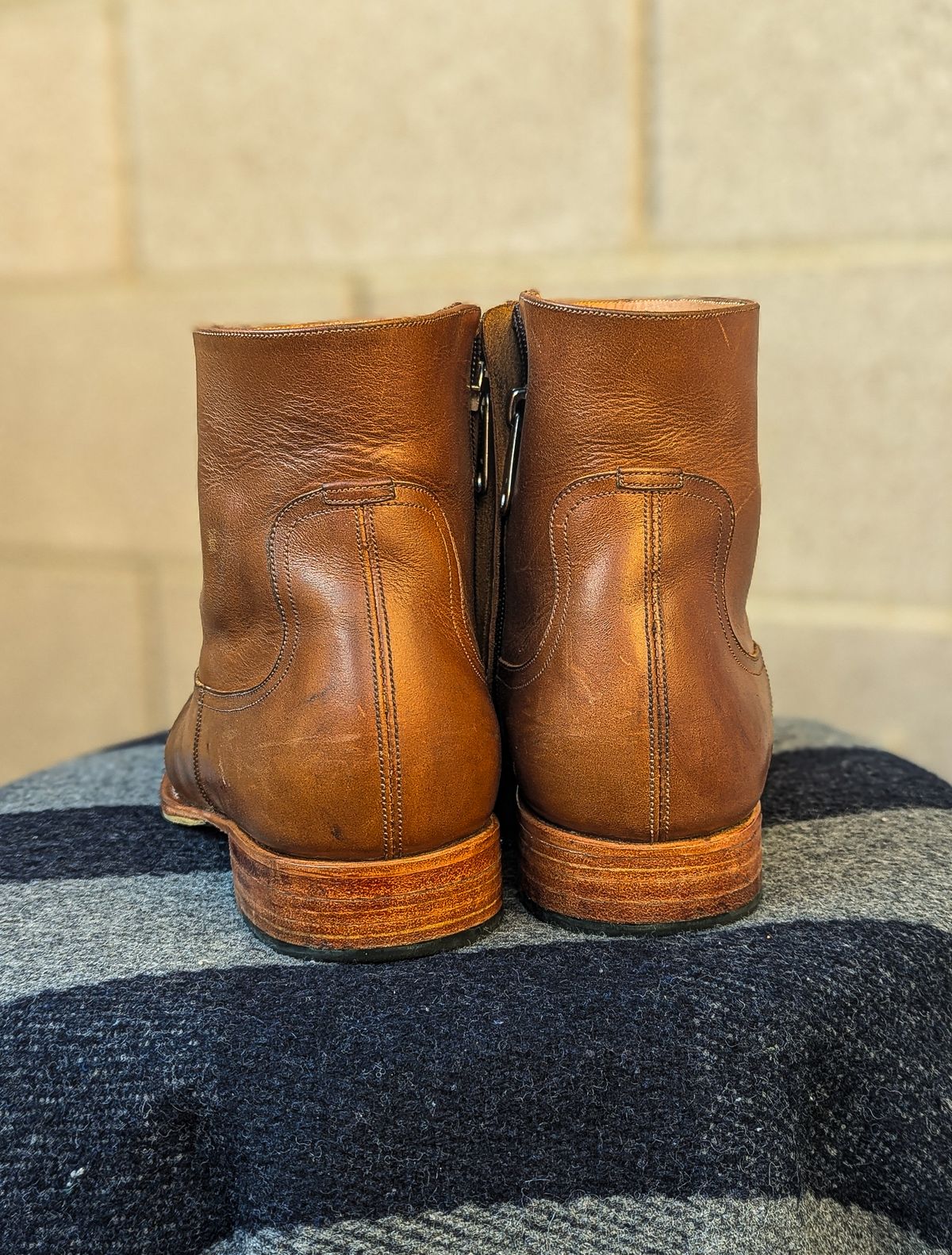 Photo by prospect_joe on March 31, 2025 of the Sapatero Side Zip in Philippine Dark Mustard Calf.