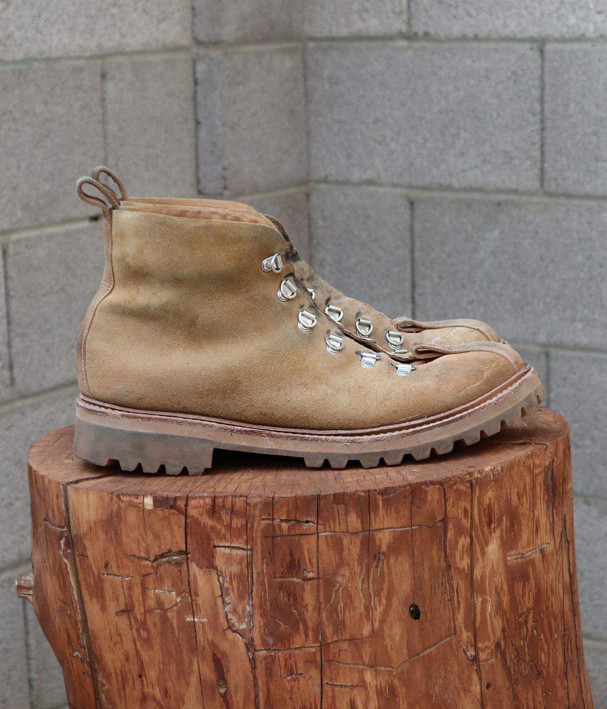 Photo by prospect_joe on November 2, 2024 of the Grenson Bobby in Light-Tan Suede & Ginger Nubuck.