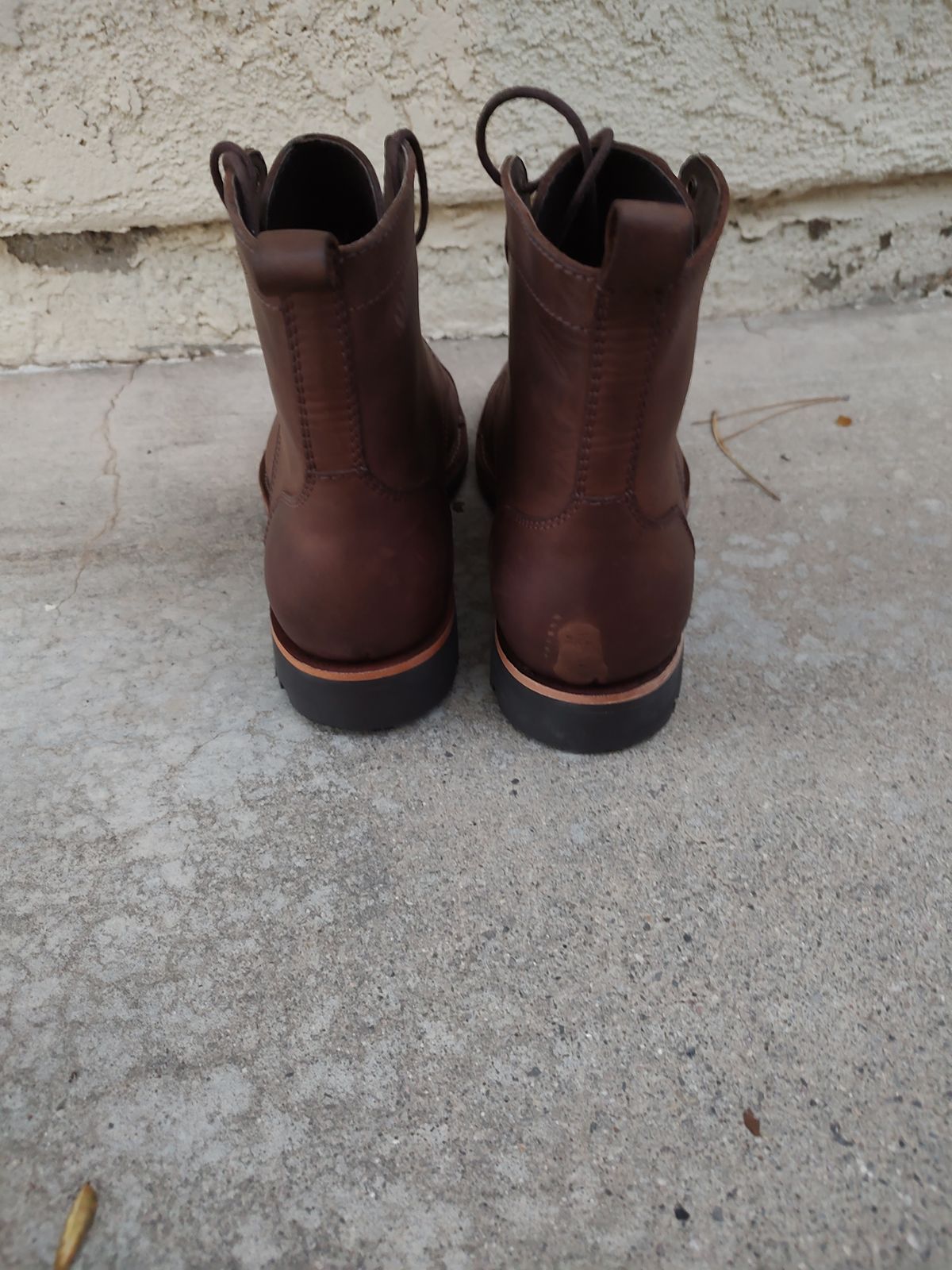 Photo by prospect_joe on October 1, 2022 of the Blkbrd Shoemaker Luchador Service Boot in Unknown Leather.