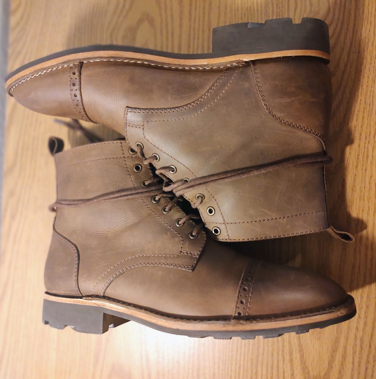 Photo by prospect_joe on October 12, 2022 of the Blkbrd Shoemaker Luchador Service Boot in Unknown Leather.
