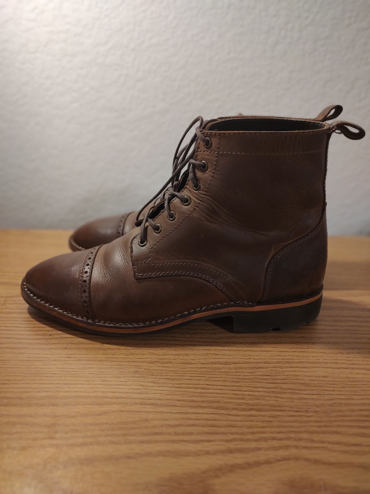 Photo by prospect_joe on November 1, 2022 of the Blkbrd Shoemaker Luchador Service Boot in Unknown Leather.