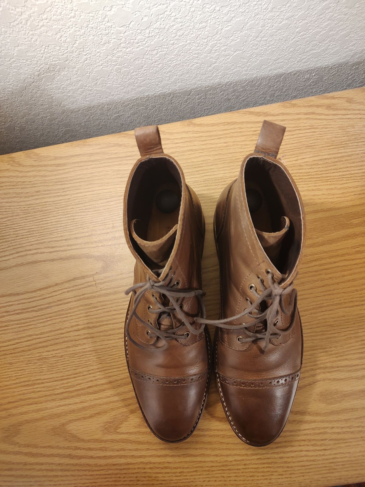 Photo by prospect_joe on November 1, 2022 of the Blkbrd Shoemaker Luchador Service Boot in Unknown Leather.