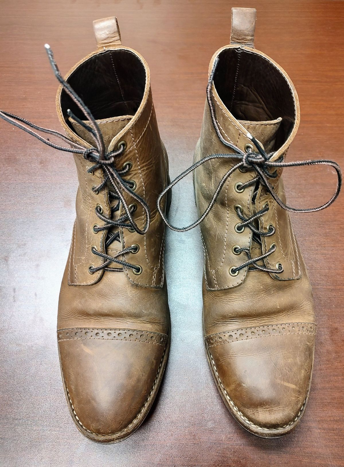 Photo by prospect_joe on February 2, 2023 of the Blkbrd Shoemaker Luchador Service Boot in Unknown Leather.