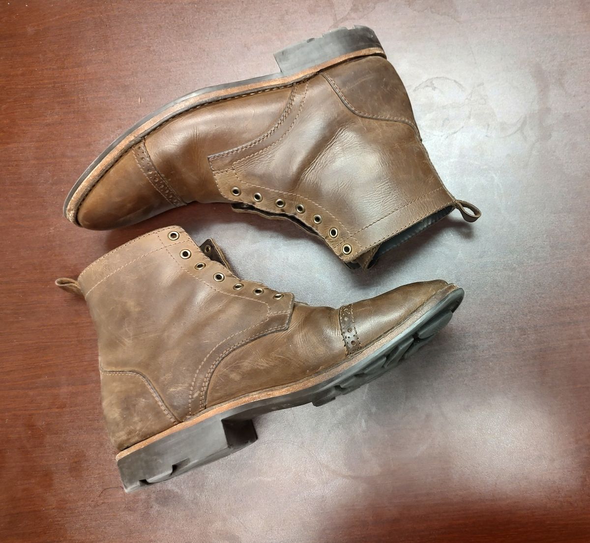 Photo by prospect_joe on March 1, 2023 of the Blkbrd Shoemaker Luchador Service Boot in Unknown Leather.