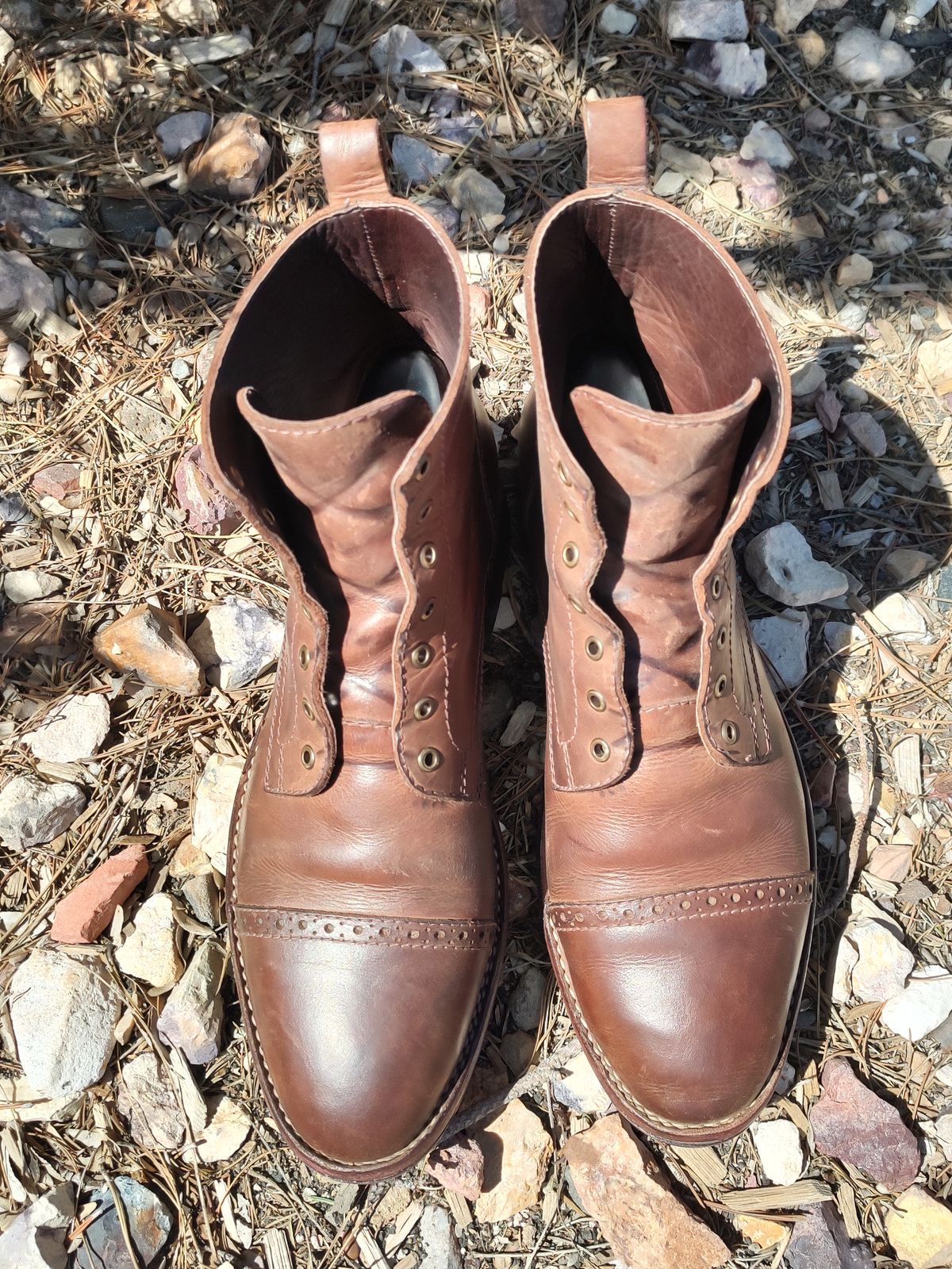 Photo by prospect_joe on April 2, 2023 of the Blkbrd Shoemaker Luchador Service Boot in Unknown Leather.